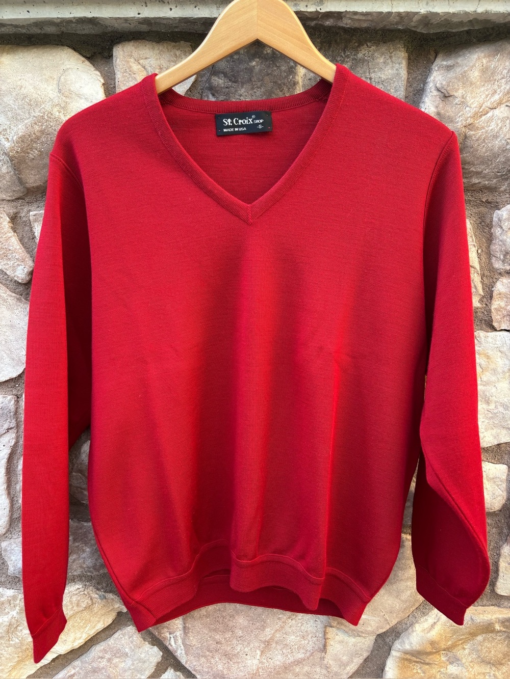 St. Croix Luxury V Neck Pullover Wool Sweater Knit Red Sz Small Long Sleeve USA